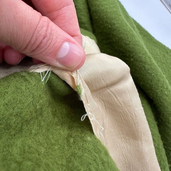 Vintage Satin Trim Blanket Army Green Tan Retro 80 by 80 Bedspread Retro Cabin - Picture 5 of 10